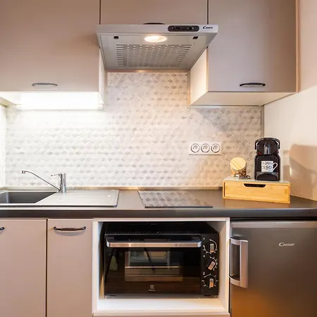 Les Cedres Bleus Apartment *